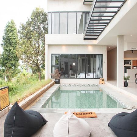 Villa Moo By The Villas 100 Puncak Exterior photo