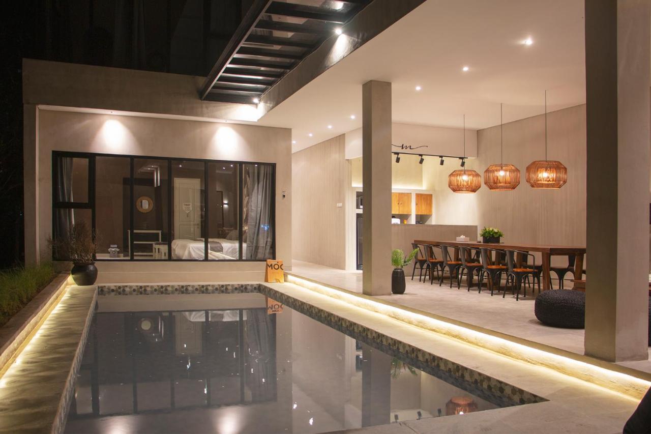 Villa Moo By The Villas 100 Puncak Exterior photo